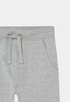 Friboo Niños 3 PACK - Pantalones - Grey/yellow/black 9 Friboo Niños 3 PACK - Pantalones - Grey/yellow/black -Tienda Friboo barata 004679c4f70145b2acf010e20fbb70a8