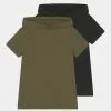 Friboo Niños BOYS HOODED TEE 2 PACK - Camiseta Estampada - Khaki/black 1 Friboo Niños BOYS HOODED TEE 2 PACK - Camiseta Estampada - Khaki/black -Tienda Friboo barata 19a4925896ba45ab9887020b4262183d