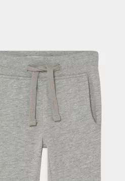 Friboo Niños 2 PACK - Pantalones Deportivos - Grey/turquoise 9 Friboo Niños 2 PACK - Pantalones Deportivos - Grey/turquoise -Tienda Friboo barata 5a1b437e55914845b9ea76d0c9a05a42