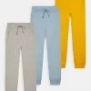 Friboo Niños 3 PACK BASIC BOYS SWEATPANTS - Pantalones Deportivos - Grey, Ochre, Blue 1 Friboo Niños 3 PACK BASIC BOYS SWEATPANTS - Pantalones Deportivos - Grey, Ochre, Blue -Tienda Friboo barata c17904b64c0641aface30edf6db80a0b