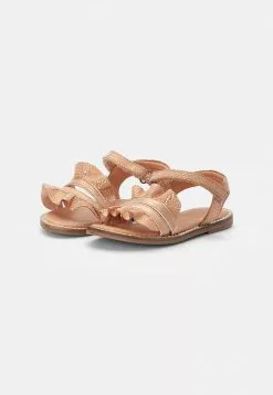 Friboo Niños LEATHER STRAPPY SANDALS - Sandalias - Rose Gold/coloured 9 Friboo Niños LEATHER STRAPPY SANDALS - Sandalias - Rose Gold/coloured -Tienda Friboo barata d138535eaa8d4234958c5813a72b1960